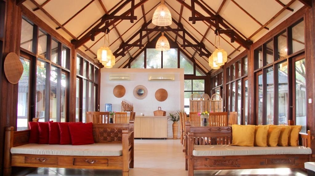 Oba Resort Dining Room