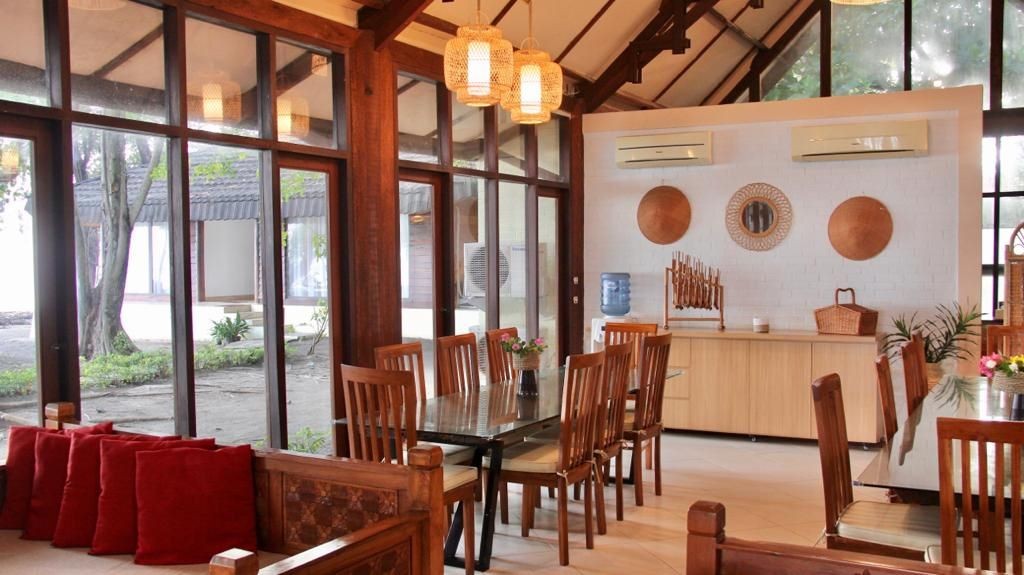 Oba Resort Dining Room
